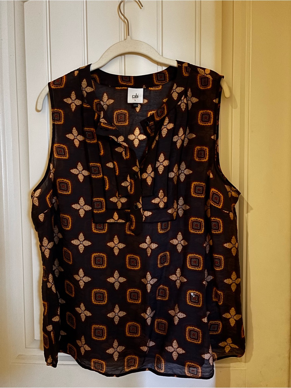 CAbi Black Sleeveless Geometric Print Camisole - Brown & Cream